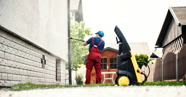 Best Animal Enclosure Cleaning  in Village Of Waukesha, WI